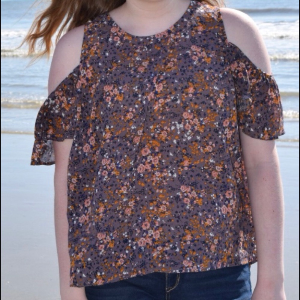 cold shoulder flower blouse